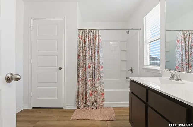 15411 Oceanus Dr — Photo 22
