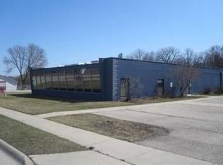 301 W Spaulding St, Watertown, WI 53098