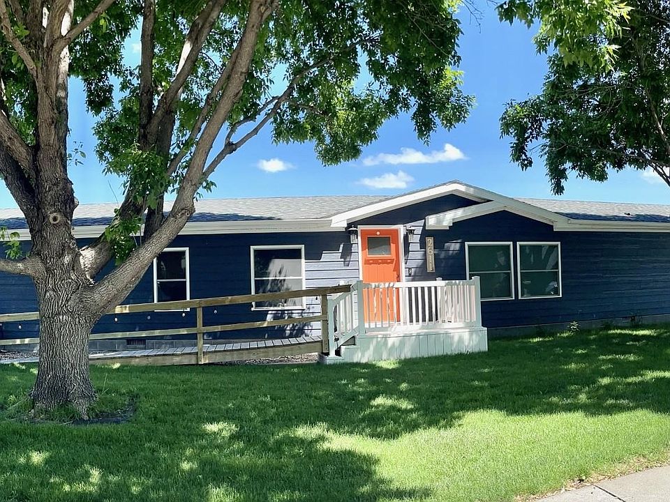 1st image of 2611 Lynn Ct