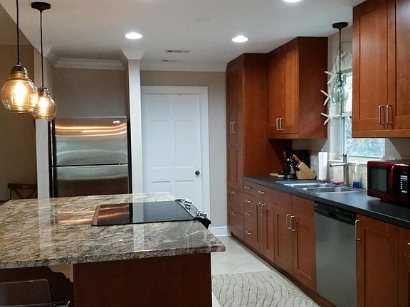 4th image of 905 Sandpiper Ln