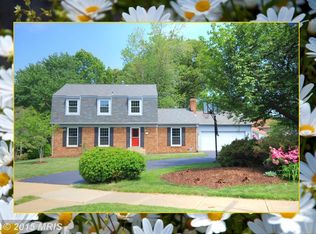 10800 James Halley Dr, Fairfax, VA 22032