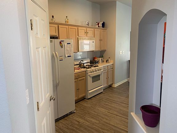 2nd image of 3809 Westfield Dr