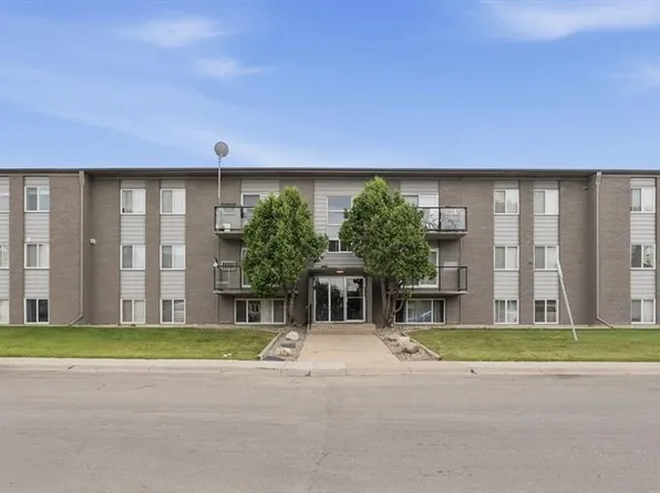 UNIT 26-2 Summers PLACE, Saskatoon, SK S7H 3W4