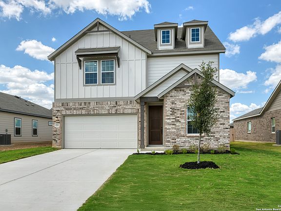 4th image of 12811 Hill Plains Dr.