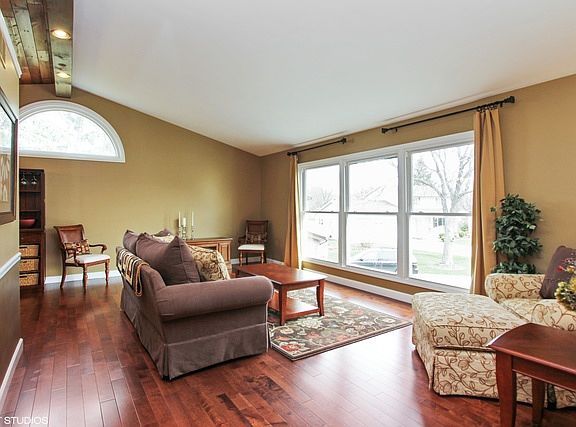 3rd image of 191 Foxfire Dr