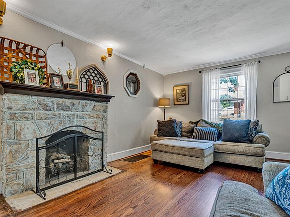 4th image of 2803 Huntington Blvd NW