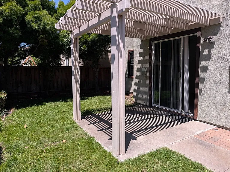 505 Diamond Creek Ct — Photo 6