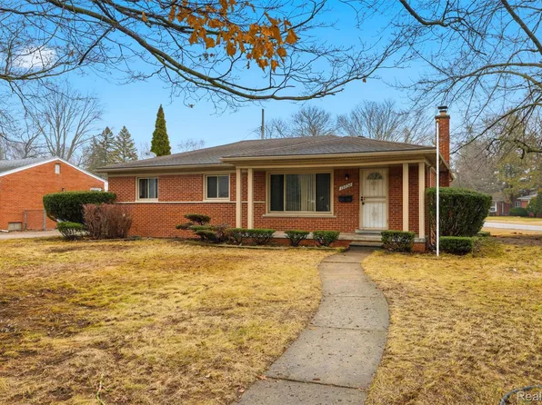 19952 Garfield, Redford, MI 48240