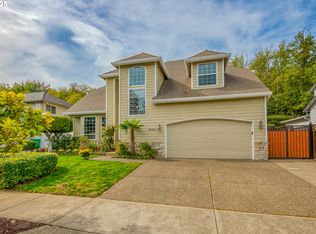 16055 SE Flavel Dr, Portland, OR 97236