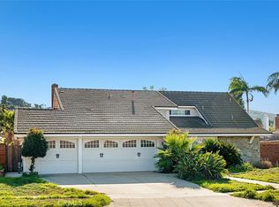 5902 E Valley Forge Dr, Orange, CA 92869