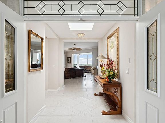 4th image of 4000 Royal Marco WAY #924