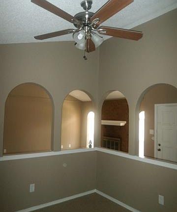 5th image of 7014 Lakeshore Dr