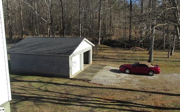 4th image of 201 Henson Dr