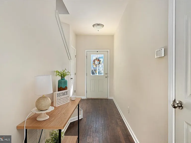 109 Splendor Garden Way — Photo 26