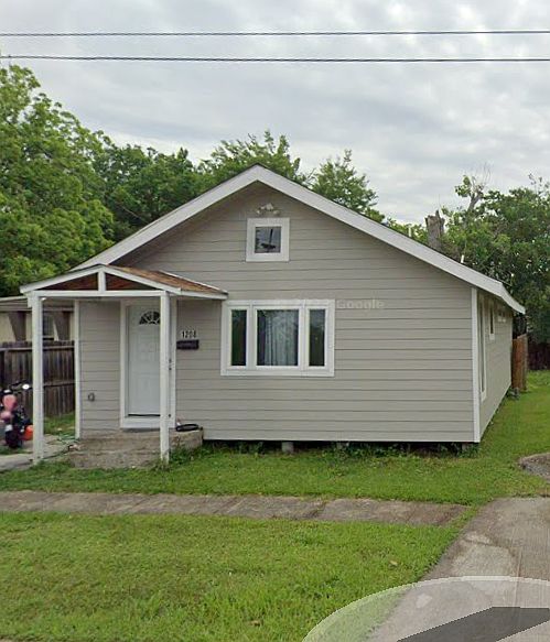 1st image of 1208 Pine St