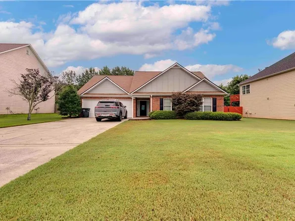 605 Riverside Dr NW, Calhoun, GA 30701