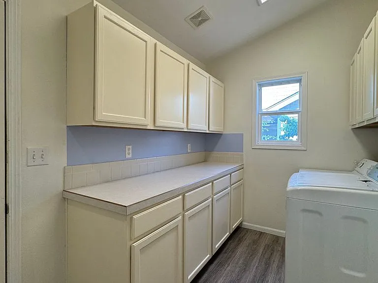 2231 Water Blossom Ln — Photo 14