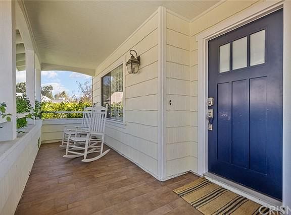 3rd image of 27315 Parklane Way