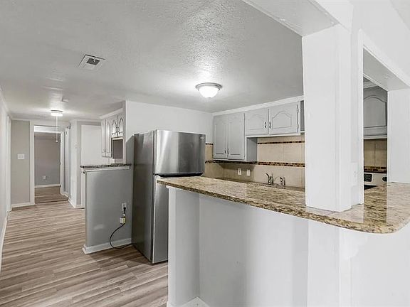 5th image of 1831 E 81st St