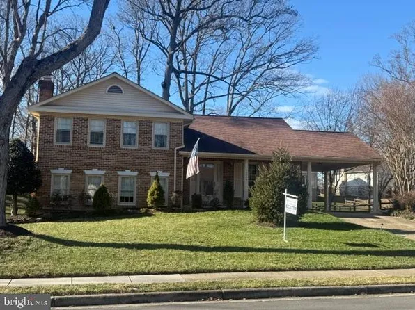 12206 Redwood Ct, Woodbridge, VA 22192