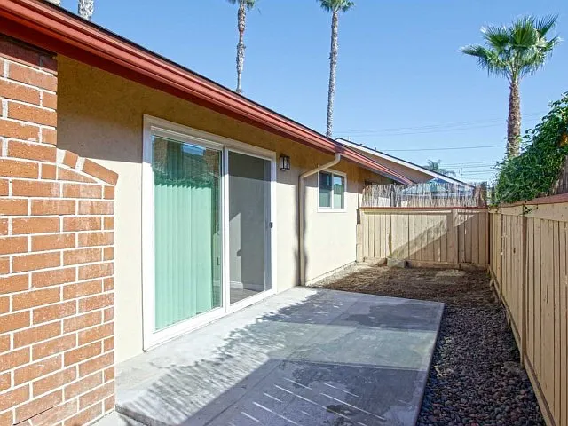Plan B: Private Patio Plan B: Private Patio
