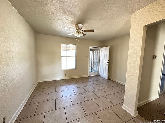 3rd image of 600 ELLOR DR
