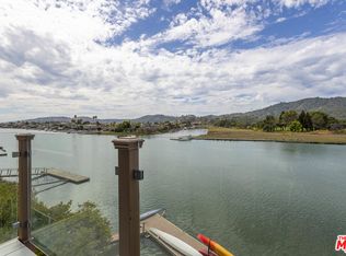 495 S Eliseo Dr APT 5, Kentfield, CA 94904