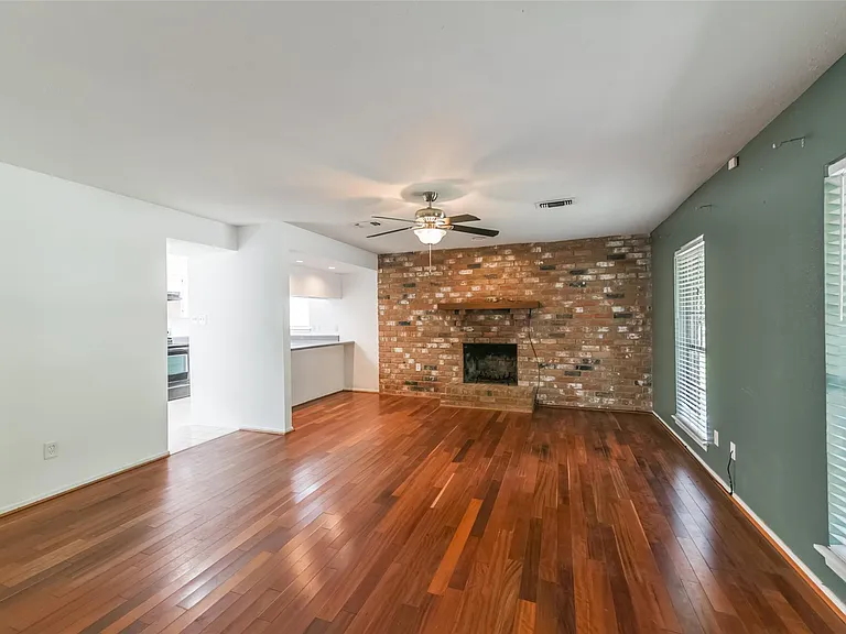 2203 Riverford Dr — Photo 10