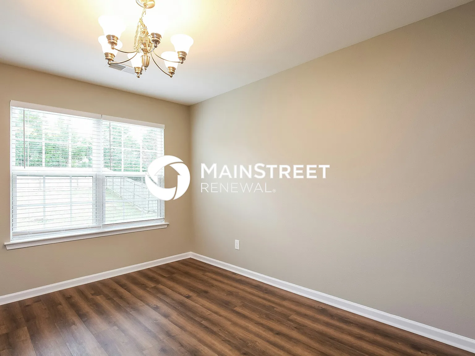 1347 Sharp Ridge Rd — Photo 4