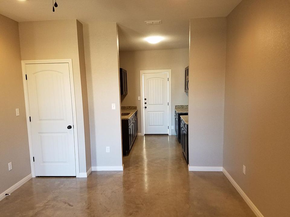 1st image of 3057 Grape St #1