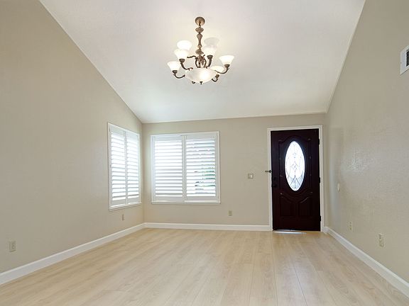 LIVING ROOM - 1