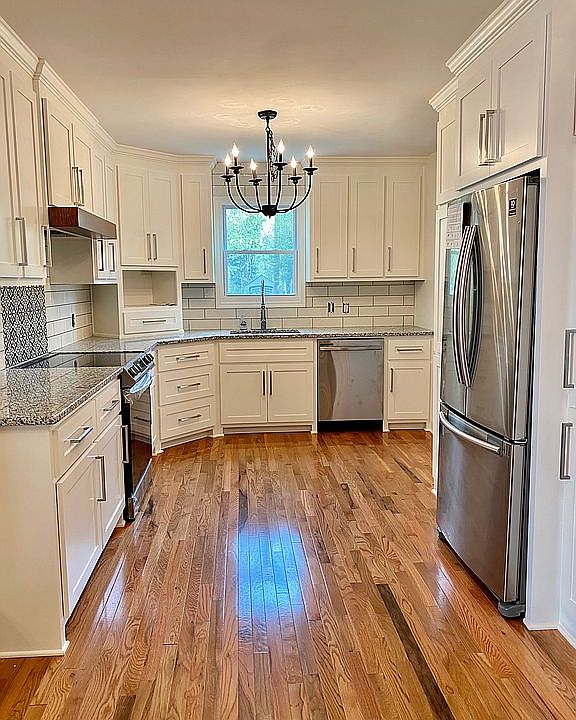 Granite, custom cabinets.