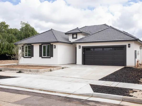 590 Lincoln Ave #101, Dinuba, CA 93618