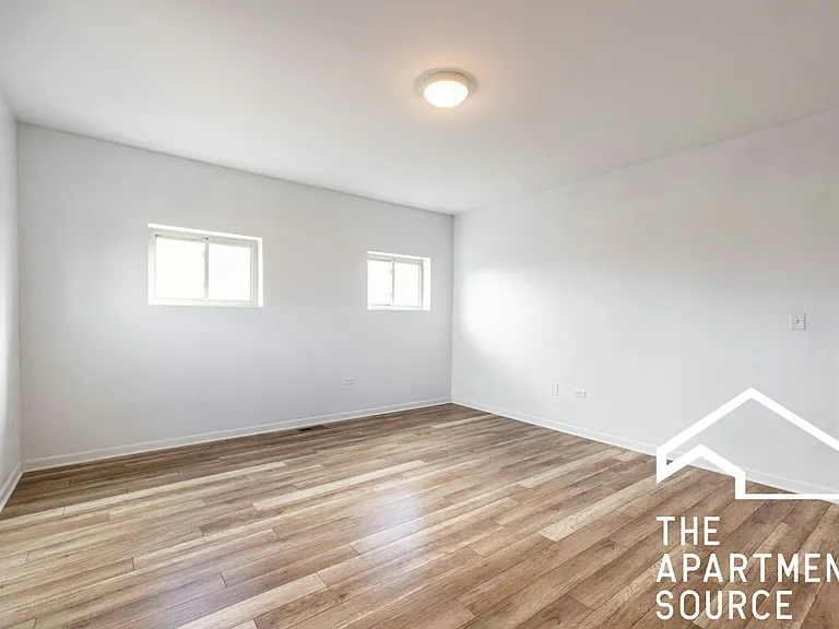 2700 W North Ave #303 — Photo 9