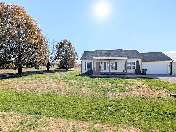 3rd image of 4485 W Angie Dr
