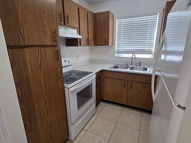 389 S McMullen Booth Rd #12 — Photo 7