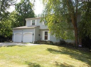 13558 Sherwood Cir, Garfield Heights, OH 44125