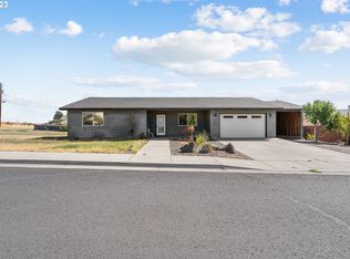 490 NW Butte Dr, Hermiston, OR 97838