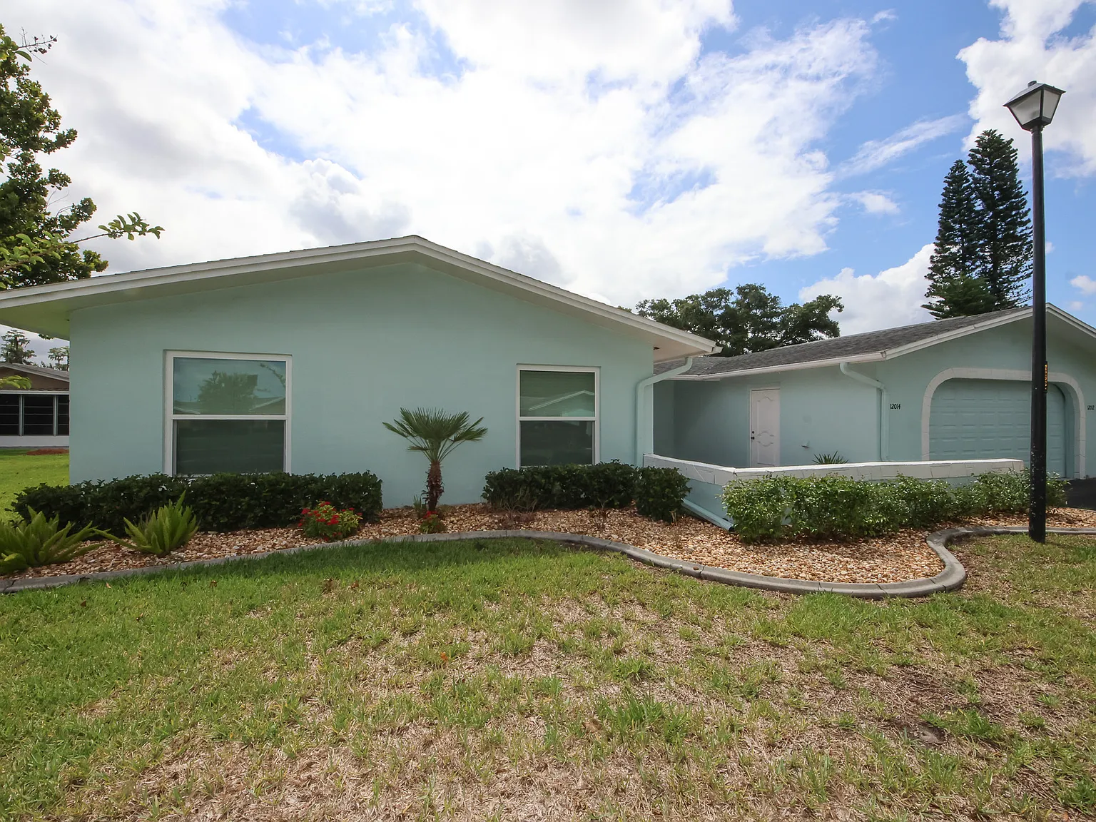 12014 Bayonet Ln — Photo 3
