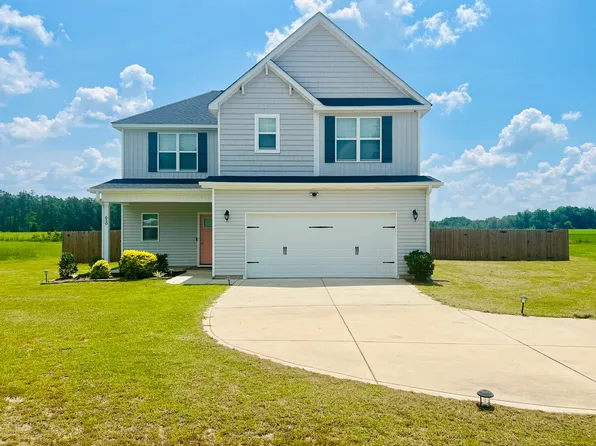 650 Carolina Church Rd, Saint Pauls, NC 28384