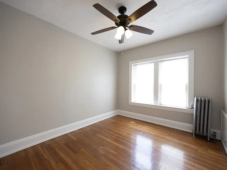 Mapleview Apartments — Photo 32