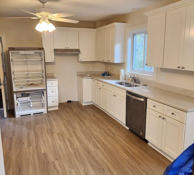 49 1/2 Elm St, ster, MA 01570 Zillow