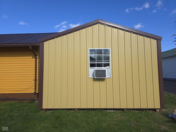 2nd image of 389 N Elliott Ave