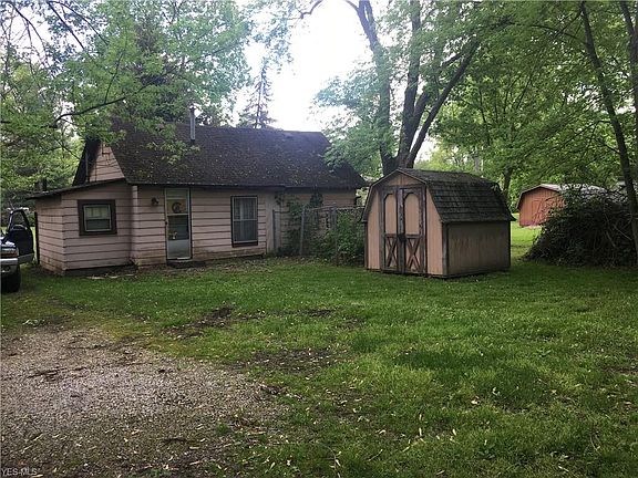 4th image of 615 Eastwood Ave