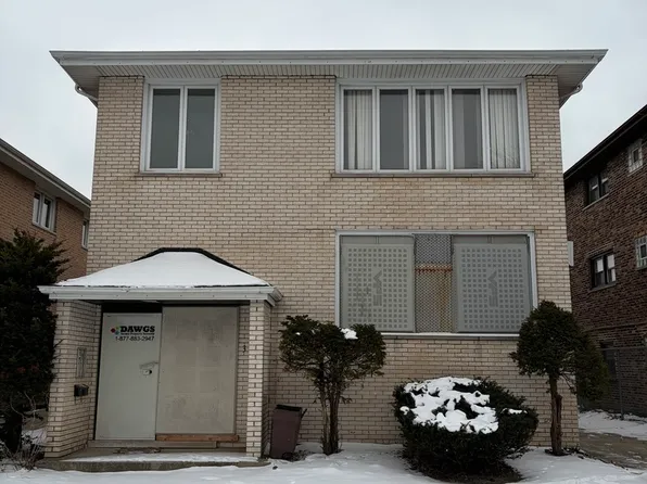 1633 Downs Dr, Calumet City, IL 60409