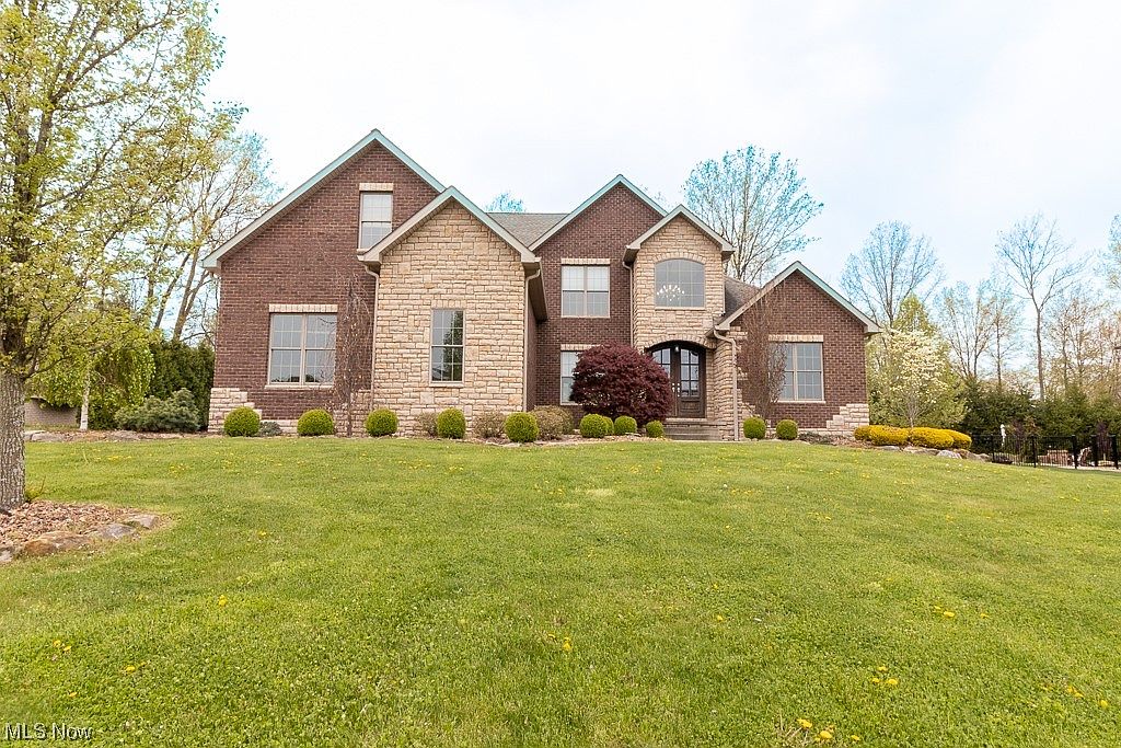 6762 Langston Run, Canfield, OH 44406 Zillow