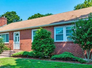 5 Inchcape Rd FLOOR 1, Bay Shore, NY 11706