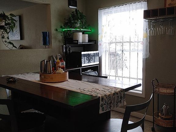 4th image of 39 Martell Dr