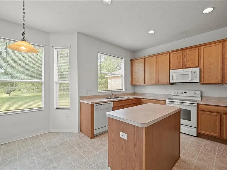 13133 Haverhill Dr — Photo 22