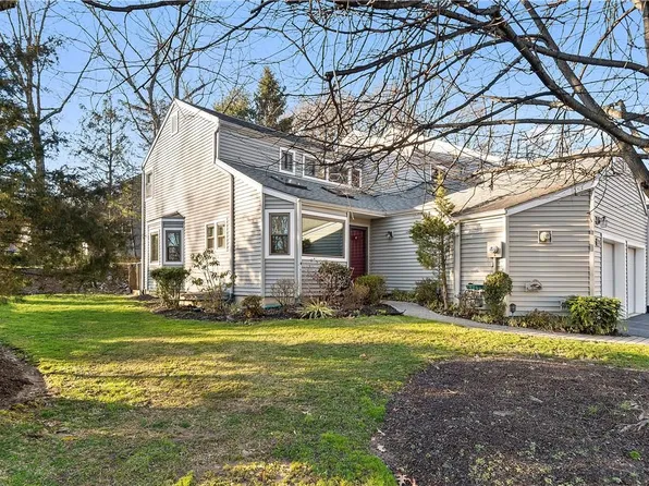 231 Horseshoe Circle, Ossining, NY 10562